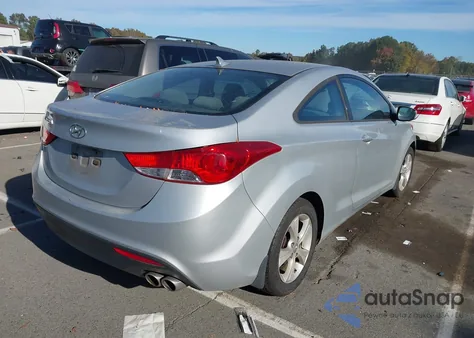 2013 Hyundai Elantra Gs z USA, uszkodzony, nr VIN KMHDH6AE4DU014744